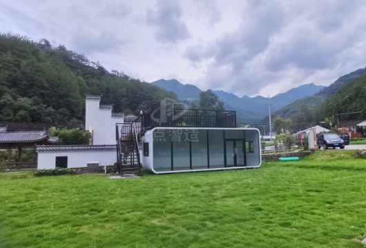 3*8蘋(píng)果倉(cāng)辦公室已安裝到位